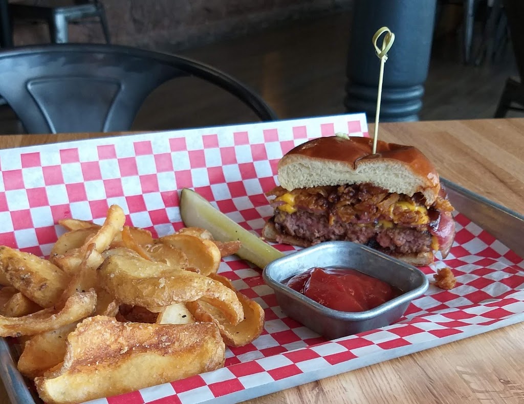 Brakeman’s Burgers | restaurant | 10 S Sierra Madre St, Colorado Springs, CO 80903, USA | 7193758769 OR +1 719-375-8769