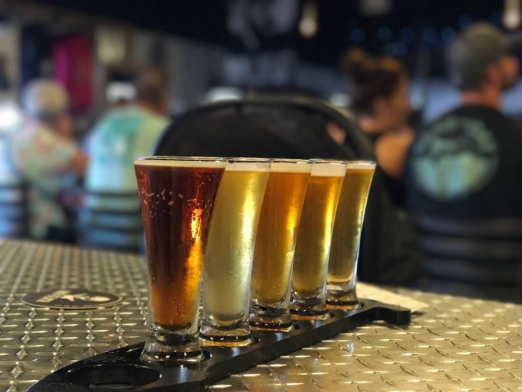 Mad Beach Craft Brewing Company | restaurant | 12945 Village Blvd, Madeira Beach, FL 33708, USA | 7273620008 OR +1 727-362-0008