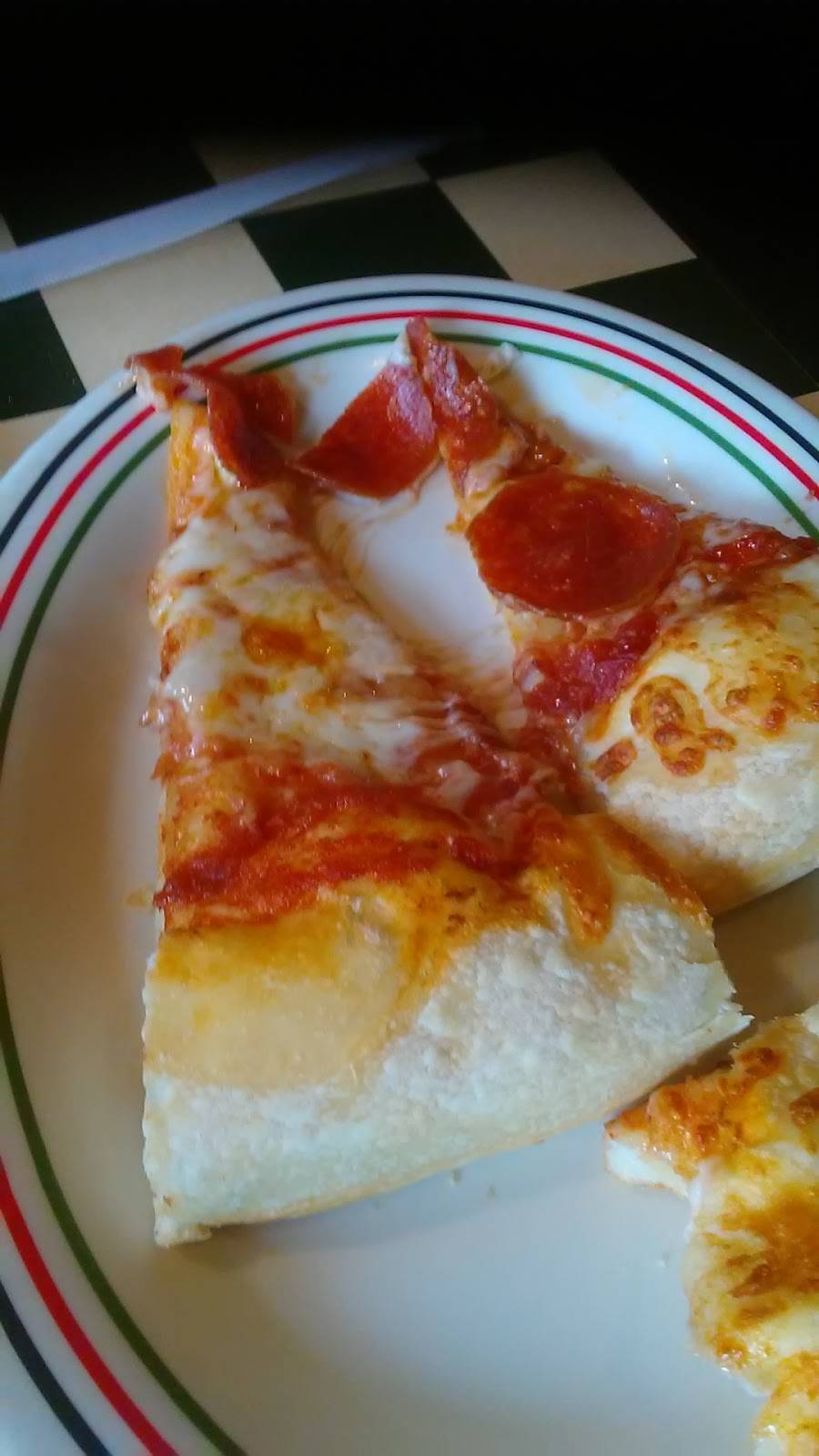 Pizza Hut | meal takeaway | 400 Woodward Ave, Muscle Shoals, AL 35661, USA | 2563814511 OR +1 256-381-4511