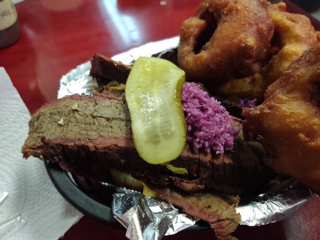 Bus Stop Kitchen | restaurant | 3674 E 2603rd Rd, Sheridan, IL 60551, USA | 8158261676 OR +1 815-826-1676