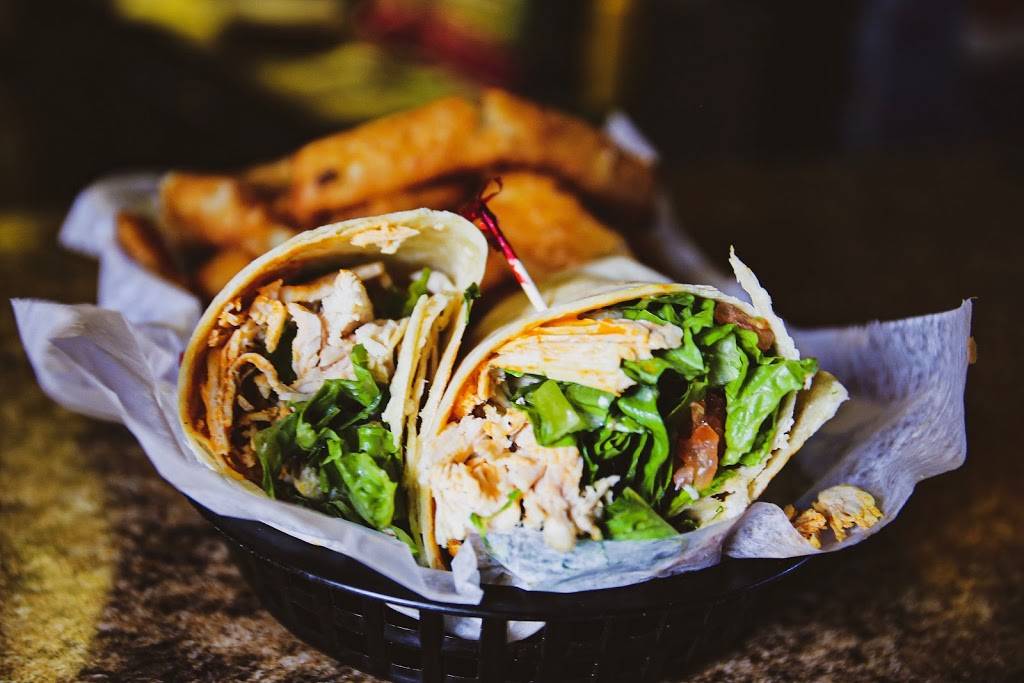 Pirates Patio and Galley | night club | 2 Walnut St, Old Orchard Beach, ME 04064, USA | 2079340031 OR +1 207-934-0031