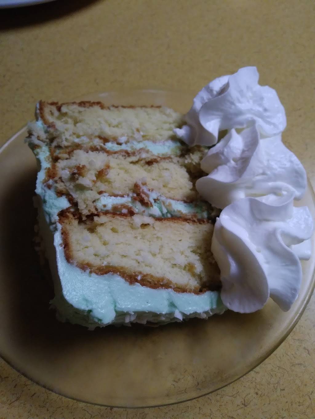 Biscottis @ Lewis Gifts | restaurant | 5807 Youree Dr #4218, Shreveport, LA 71105, USA | 3188654606 OR +1 318-865-4606