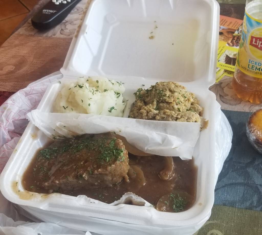 Claytons Kitchen & Catering | restaurant | 23513 Plymouth Rd, Redford Charter Twp, MI 48239, USA | 3135433233 OR +1 313-543-3233