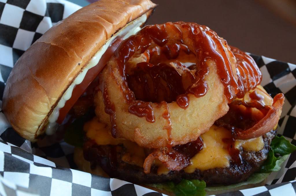 Johnny Ks | meal takeaway | 125 Duvick Ave, Sandwich, IL 60548, USA | 8157863088 OR +1 815-786-3088