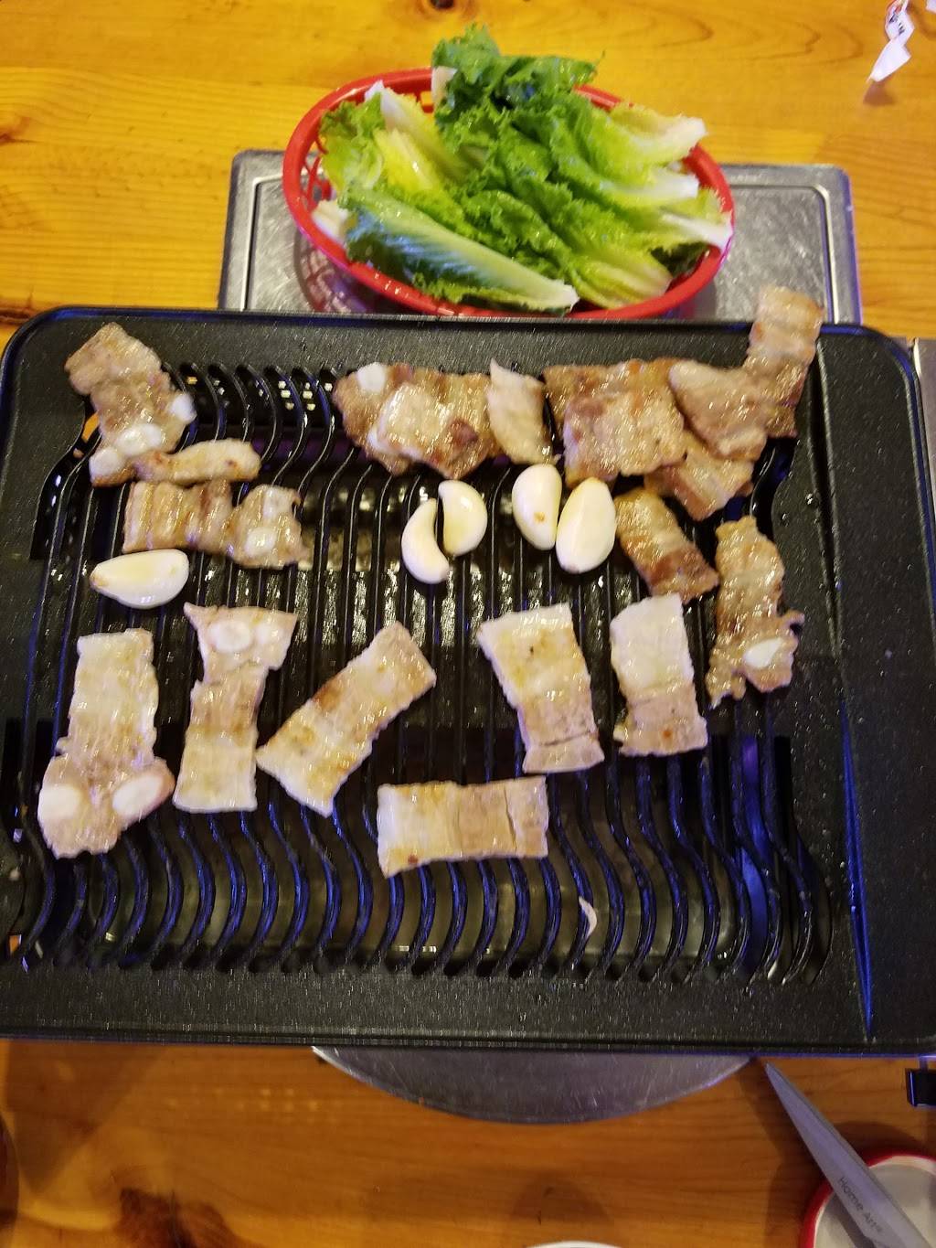 Momo Korean Bbq | restaurant | 1913 Fort Campbell Blvd, Clarksville, TN 37042, USA | 9319061942 OR +1 931-906-1942