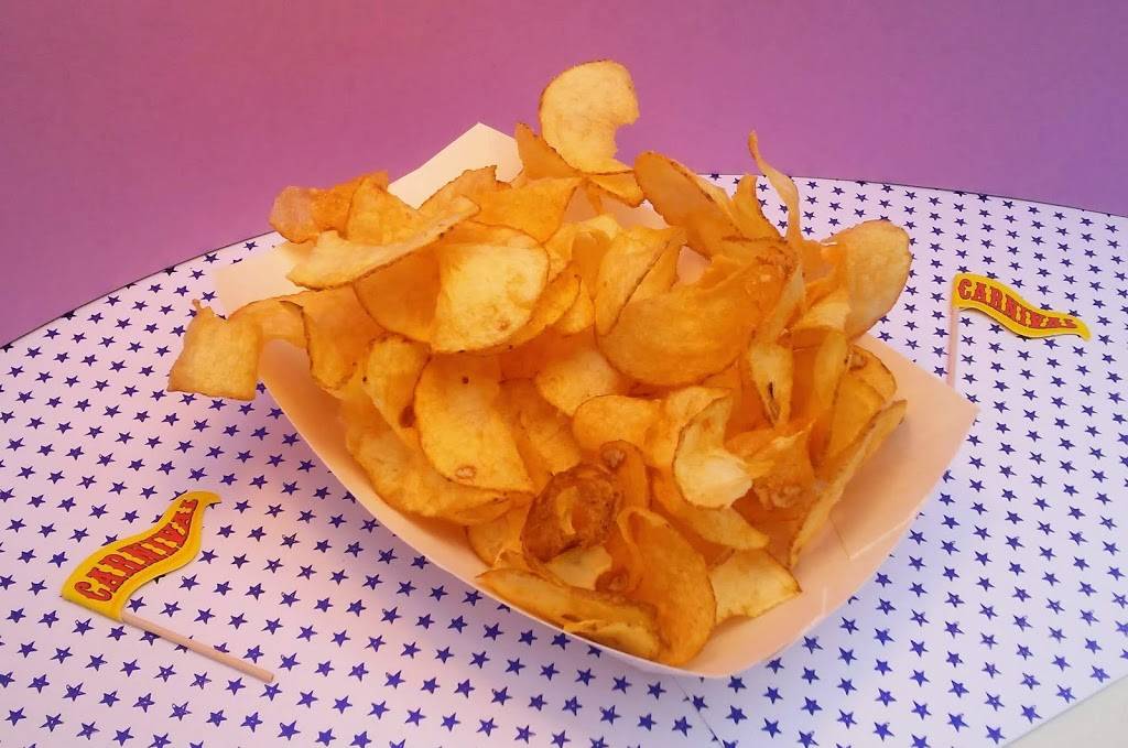 King of Snacks | restaurant | 128 S Guadalupe St, San Marcos, TX 78666, USA | 2105528337 OR +1 210-552-8337