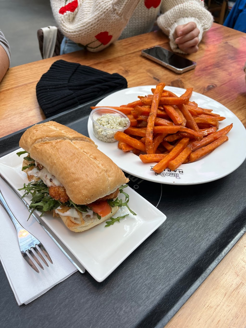 Gutenburg | restaurant | 916 W Fulton Market k10, Chicago, IL 60607, USA | 7868181517 OR +1 786-818-1517