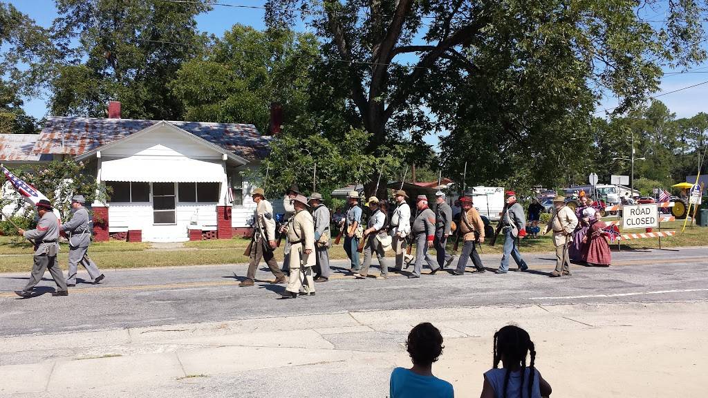 Subway | restaurant | 400 Parker Ave, Brooklet, GA 30415, USA | 9128427500 OR +1 912-842-7500