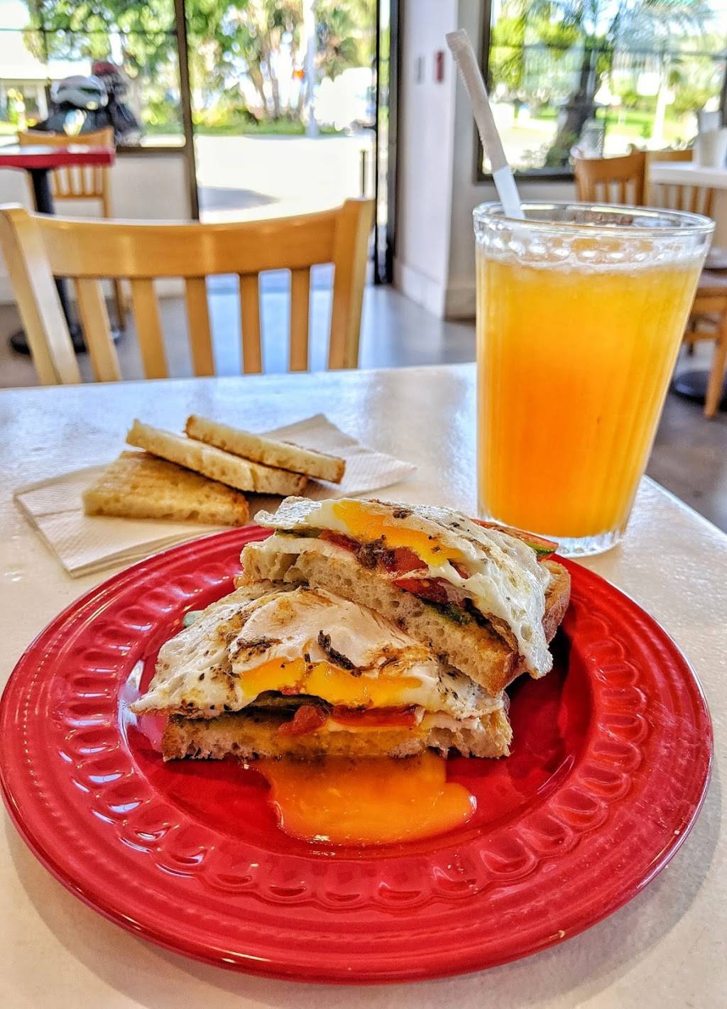 French Corner @ Carlsbad Village | cafe | 2744 Carlsbad Blvd, Carlsbad, CA 92008, USA | 7604537475 OR +1 760-453-7475