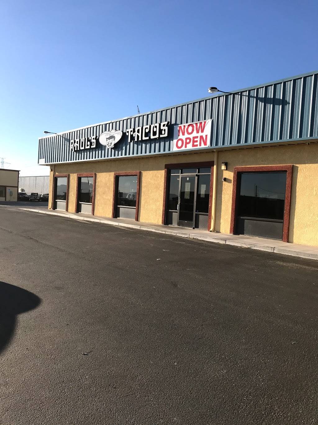 Raul’s Taco | restaurant | 11651 Rancho Rd, Adelanto, CA 92301, USA | 7602460053 OR +1 760-246-0053