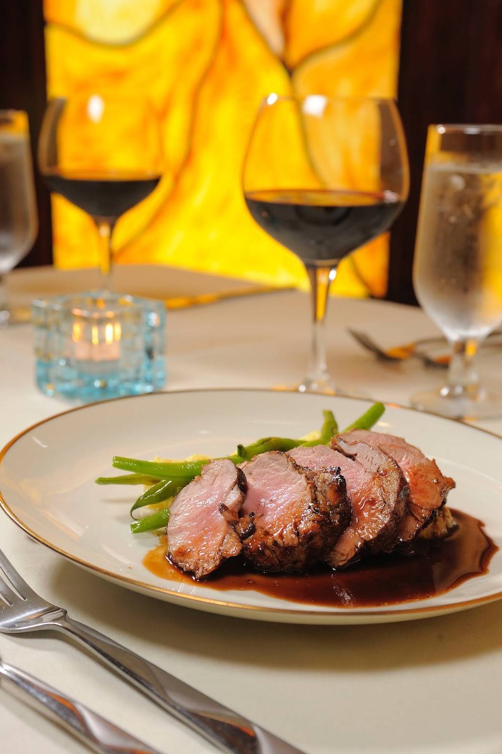 Chefs Table at the Edgewater & Tasting Room | restaurant | 99 W Plant St, Winter Garden, FL 34787, USA | 4072304837 OR +1 407-230-4837