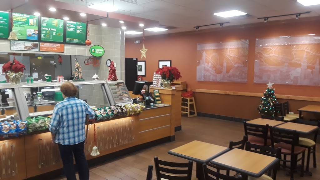Subway | restaurant | 2920 US-27, Sebring, FL 33870, USA | 8633851666 OR +1 863-385-1666