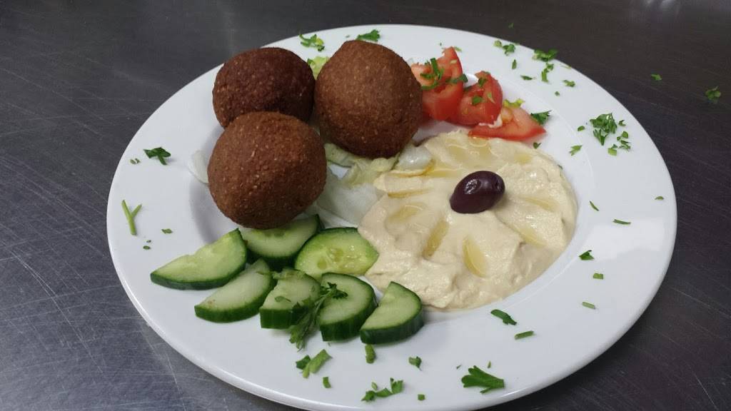 Montfort Upper James | restaurant | 1508 Upper James St, Hamilton, ON L9B 1K3, Canada | 9053858448 OR +1 905-385-8448