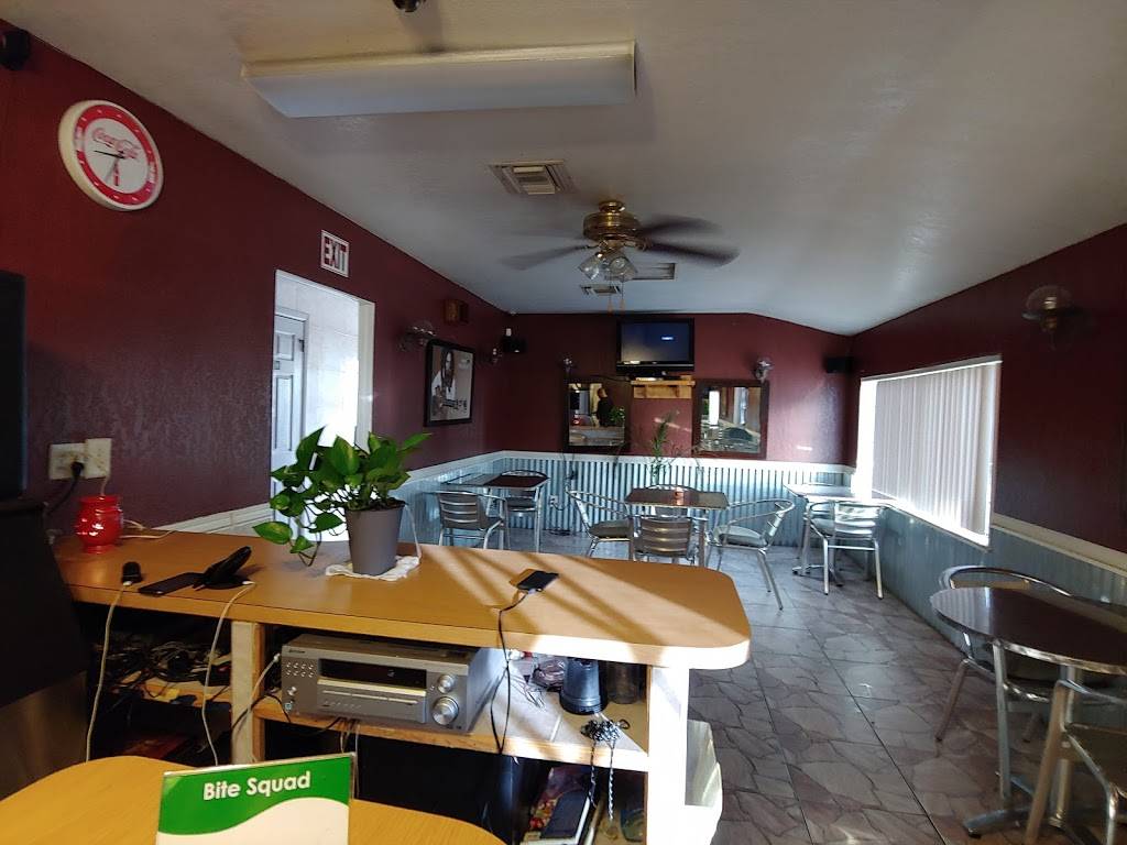 Famous Jays BBQ | restaurant | 2602, 5155 Haines Rd N, St. Petersburg, FL 33714, USA | 7274407779 OR +1 727-440-7779