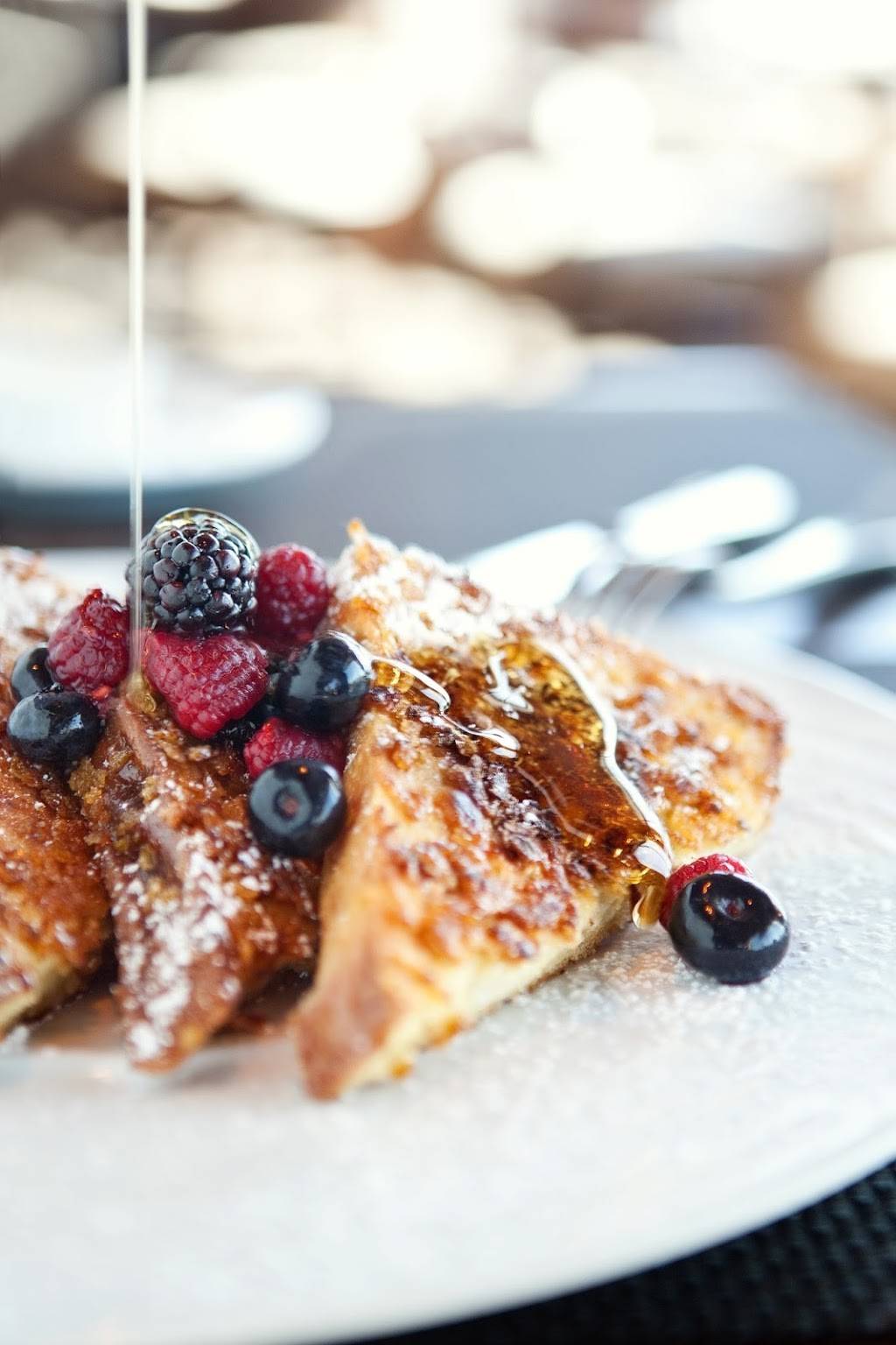 West Restaurant & Lounge | night club | 170 N Church Ln, Los Angeles, CA 90049, USA | 3104817878 OR +1 310-481-7878