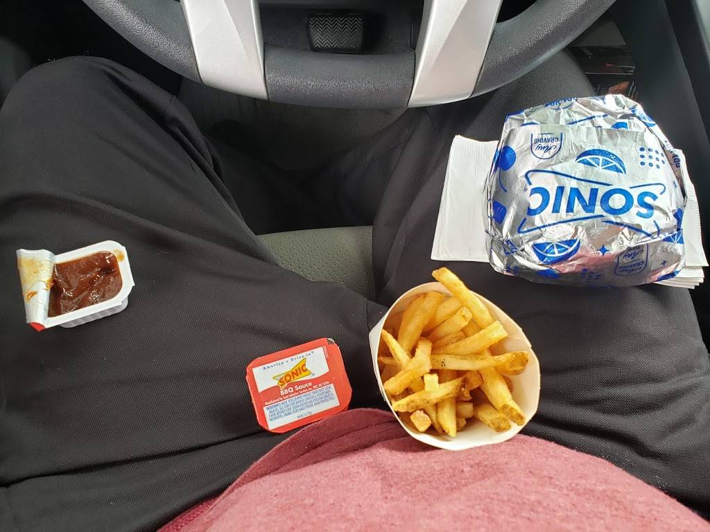 Sonic Drive-In | restaurant | 26046 116th Ave SE, Kent, WA 98030, USA | 2538520579 OR +1 253-852-0579