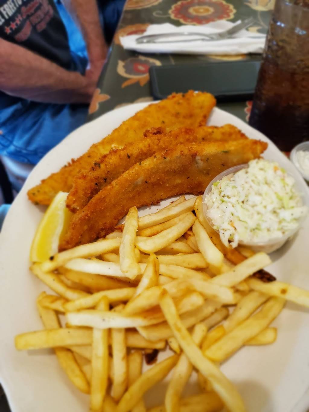 Three Brothers Restaurant | restaurant | 8825 General Dr, Plymouth, MI 48170, USA | 7344163393 OR +1 734-416-3393