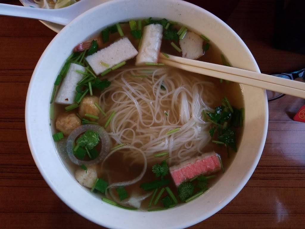 Pho Ha Long Restaurant | restaurant | 6424 Northwest Loop 410 #104, San Antonio, TX 78238, USA | 2105214507 OR +1 210-521-4507