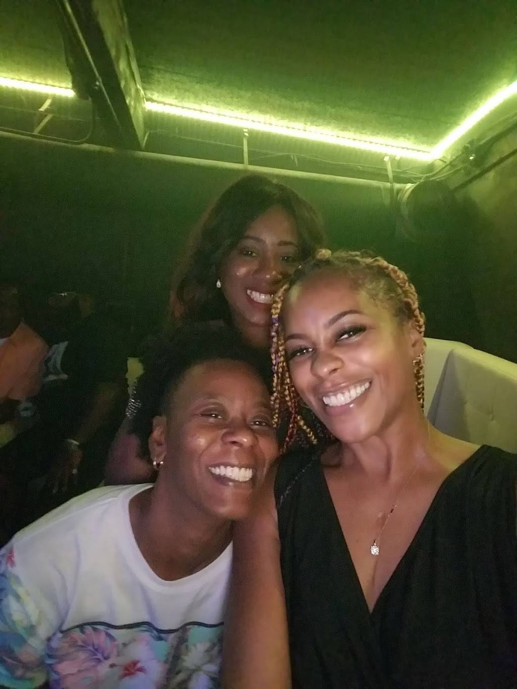 Chit Chat Restaurant and Lounge | restaurant | 2920 Ember Dr, Decatur, GA 30034, USA | 4046661868 OR +1 404-666-1868