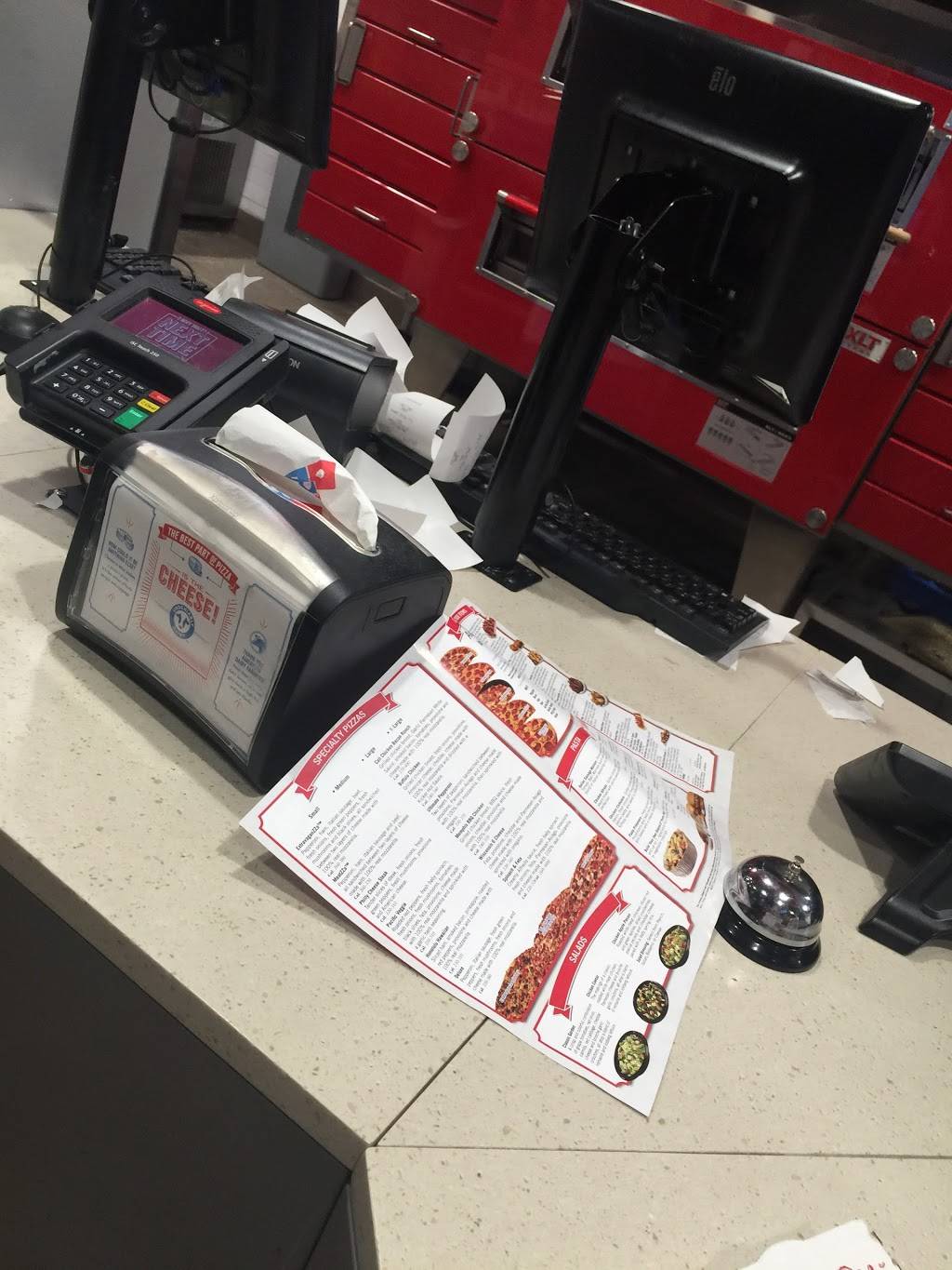 Dominos Pizza | meal delivery | 800 N Kedzie Ave, Chicago, IL 60651, USA | 7735961888 OR +1 773-596-1888