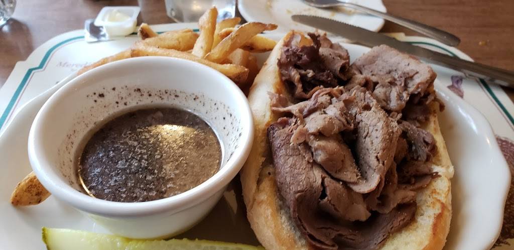 Harts Turkey Farm Restaurant | restaurant | 233 Daniel Webster Hwy, Meredith, NH 03253, USA | 6032796212 OR +1 603-279-6212