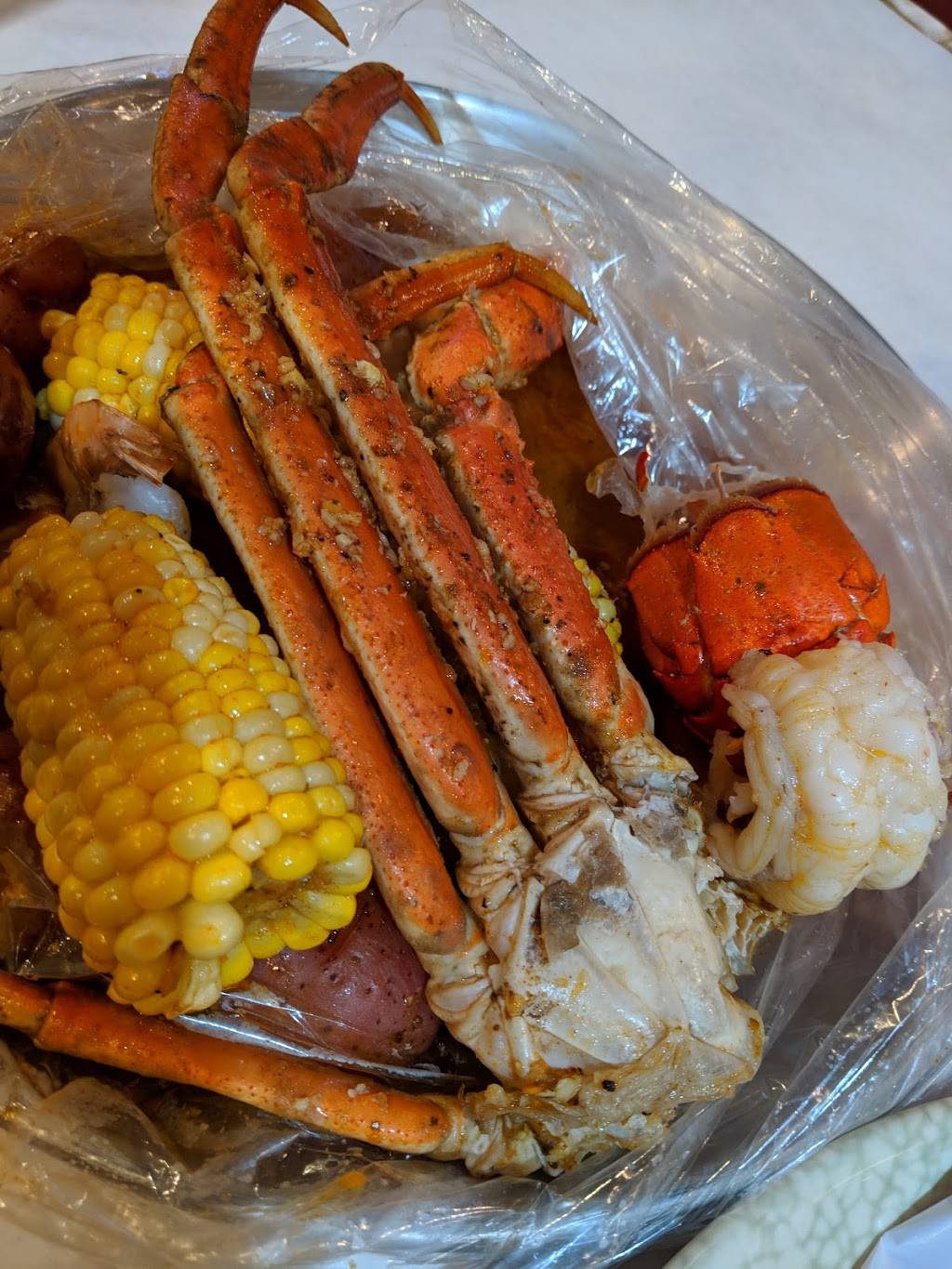 Yummy Crab | restaurant | 9962 E Washington St, Indianapolis, IN 46229, USA | 3179827594 OR +1 317-982-7594