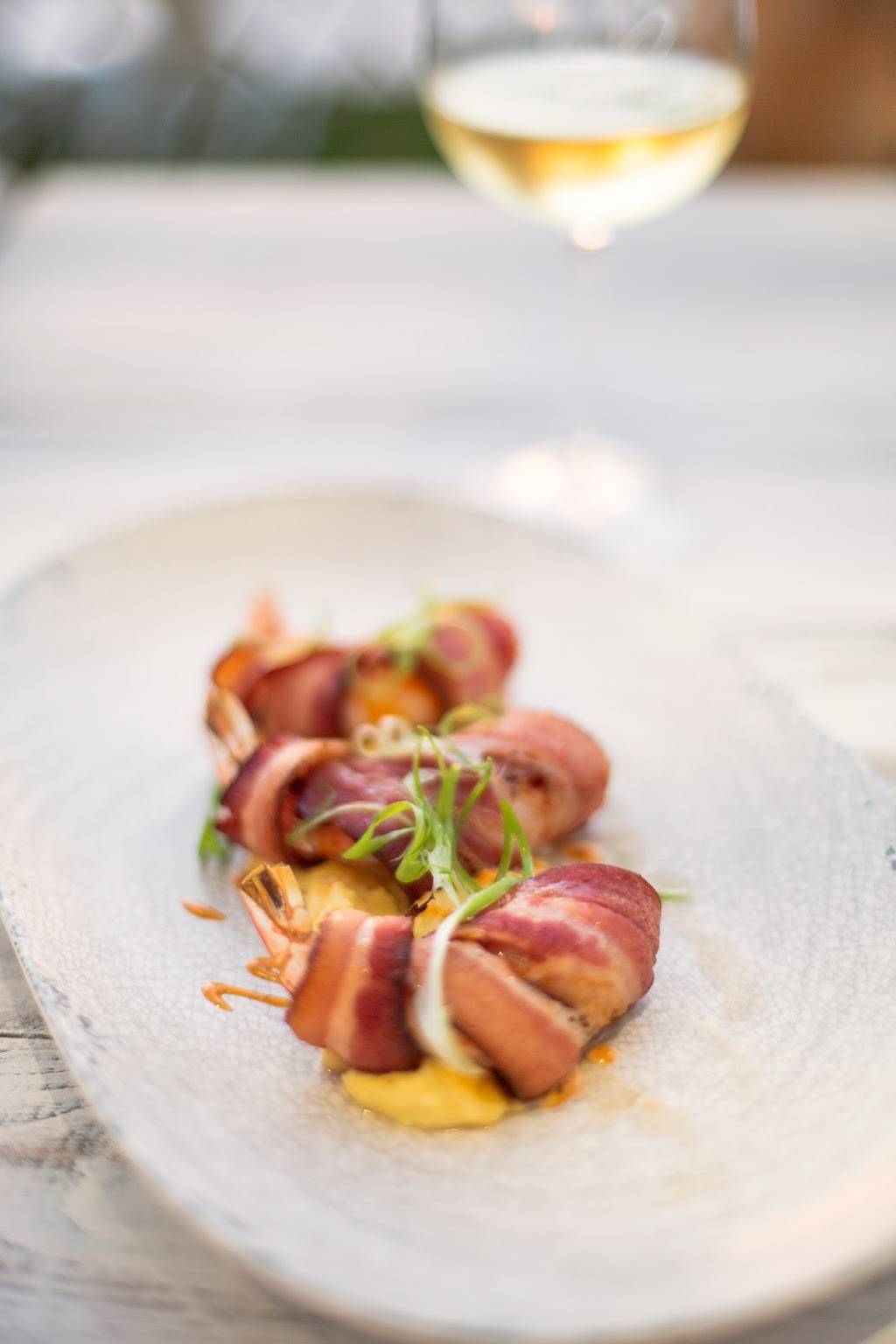 License to Chill Bar & Café | restaurant | 600 Margaritaville Parkway, Montgomery, TX 77356, USA | 9364483200 OR +1 936-448-3200