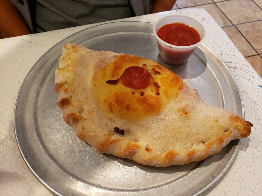 Pizza Barbarossa | restaurant | 100 RHL Blvd, Charleston, WV 25309, USA | 3047464000 OR +1 304-746-4000