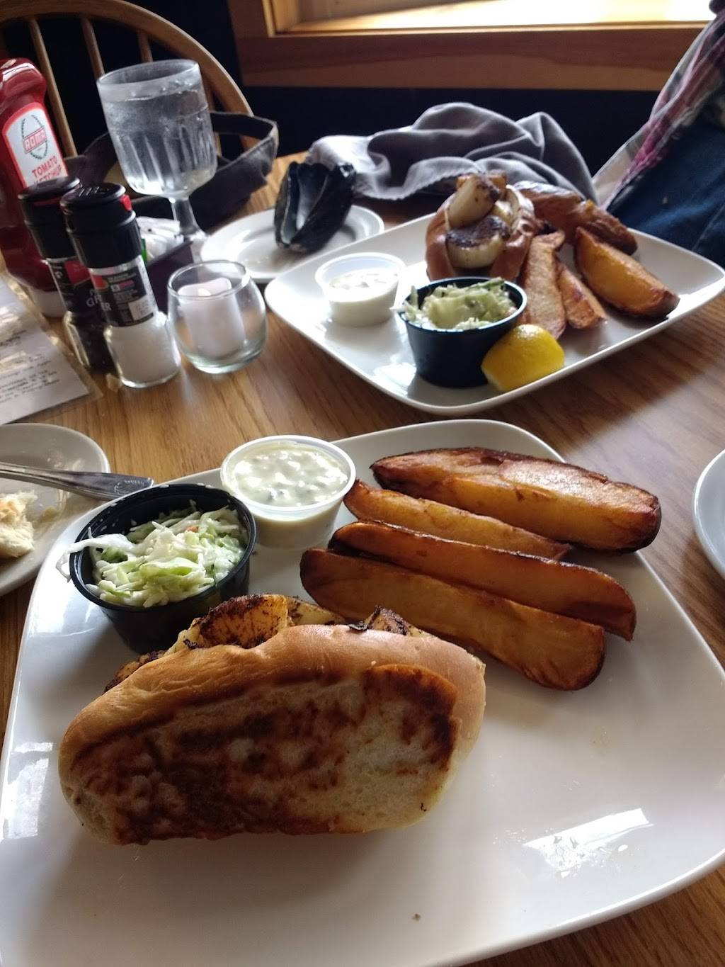 Seafood Ketch | restaurant | 47 Shore Rd, Bass Harbor, ME 04653, USA | 2072447463 OR +1 207-244-7463