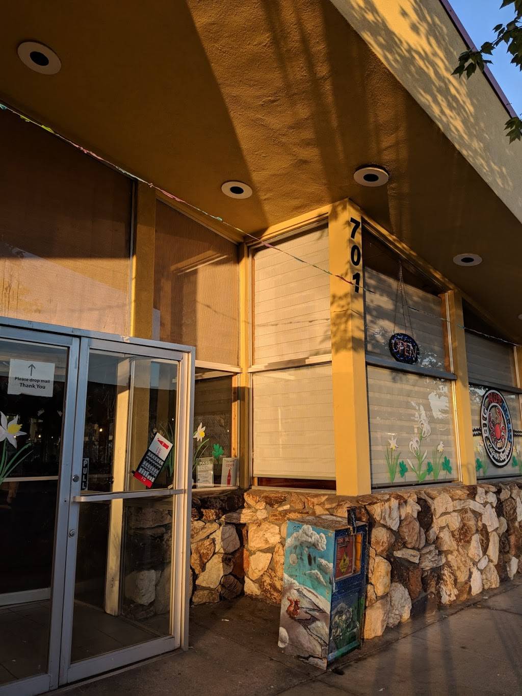 Big Hot Crab | restaurant | 701 Main St, Chico, CA 95928, USA | 5308791822 OR +1 530-879-1822