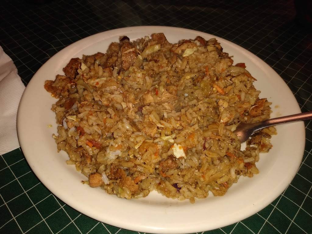 Harry Singhs Original Caribbean Restaurant | restaurant | 2653 Nicollet Ave, Minneapolis, MN 55408, USA | 6127296181 OR +1 612-729-6181