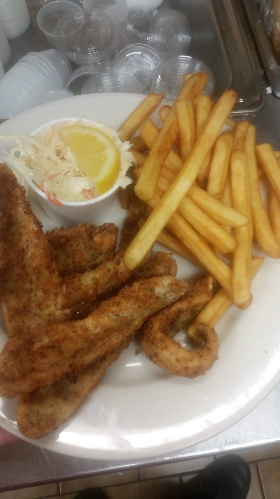 Lauzon Landing Sports Bar & Eatery | restaurant | 1545 Lauzon Rd, Windsor, ON N8S 3N4, Canada | 5199743387 OR +1 519-974-3387