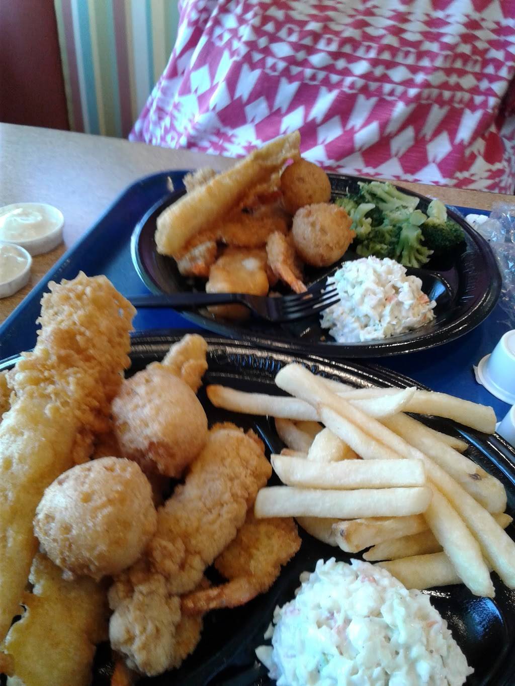 Captain Ds | restaurant | 45 Northside Dawson Dr, Dawsonville, GA 30534, USA | 7062165246 OR +1 706-216-5246