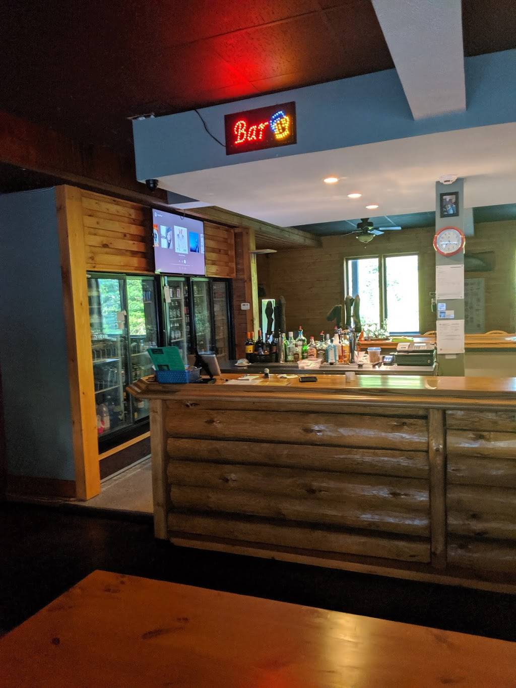 Main Street Diner | restaurant | 651 Main St, Sauble Beach, ON N0H 2G0, Canada | 5194220661 OR +1 519-422-0661