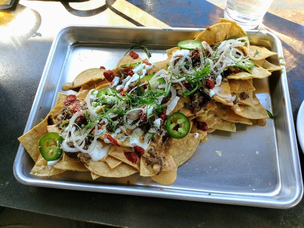 Curbside Eatery & Drinkery | restaurant | 8353 La Mesa Blvd, La Mesa, CA 91942, USA | 6198257759 OR +1 619-825-7759