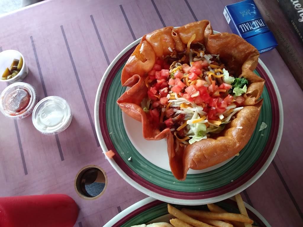 Houligans | restaurant | 50 Plaza Dr #106, Palm Coast, FL 32137, USA | 3864473580 OR +1 386-447-3580