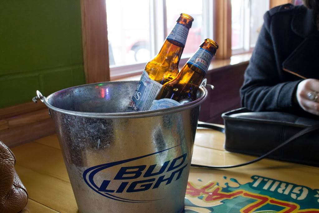 Sand Dollar Bar and Grill | restaurant | 244 Lower County Rd, Dennis Port, MA 02639, USA | 5083984823 OR +1 508-398-4823