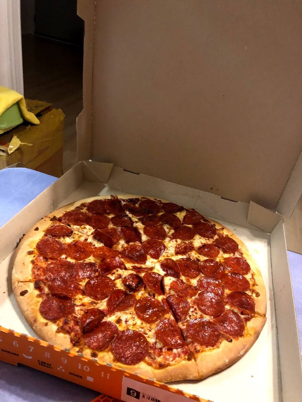 Little Caesars Pizza | meal takeaway | 5550 Monterey Rd, San Jose, CA 95138, USA | 4085788770 OR +1 408-578-8770