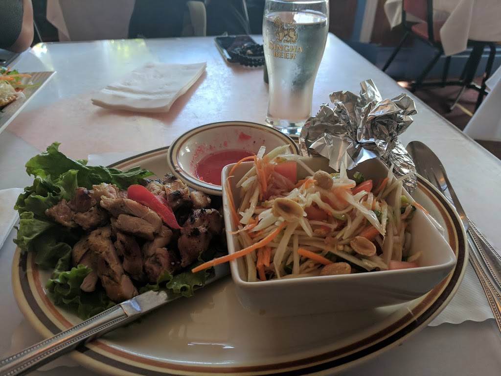 Ploy II Thai Cuisine | restaurant | 1770 Haight St, San Francisco, CA 94117, USA | 4153879224 OR +1 415-387-9224