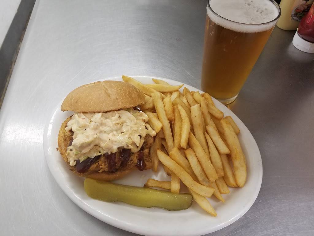 Village Grill | restaurant | 18705 Village Center Dr #201, Reno, NV 89508, USA | 7759729900 OR +1 775-972-9900