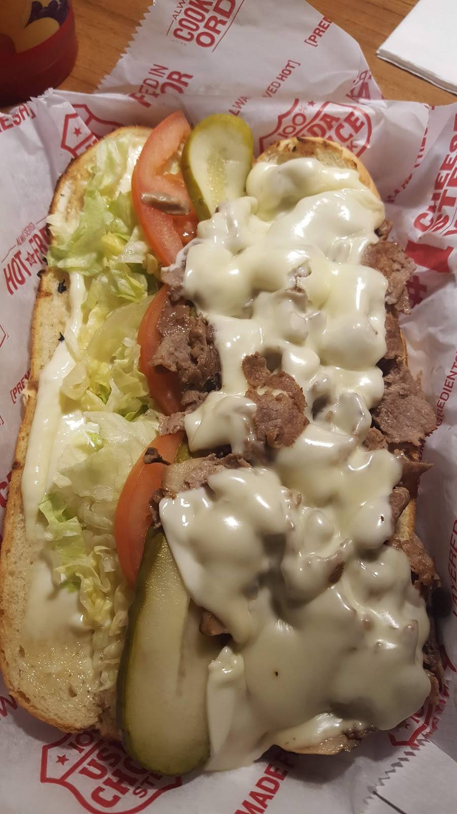 Charleys Philly Steaks | restaurant | 150 Chesterfield Center, Chesterfield, MO 63017, USA | 6363873957 OR +1 636-387-3957