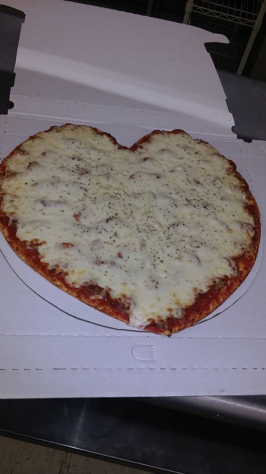 Mugs Pizza & Ribs | meal takeaway | 230 W Virginia St #600, Crystal Lake, IL 60014, USA | 8154777777 OR +1 815-477-7777