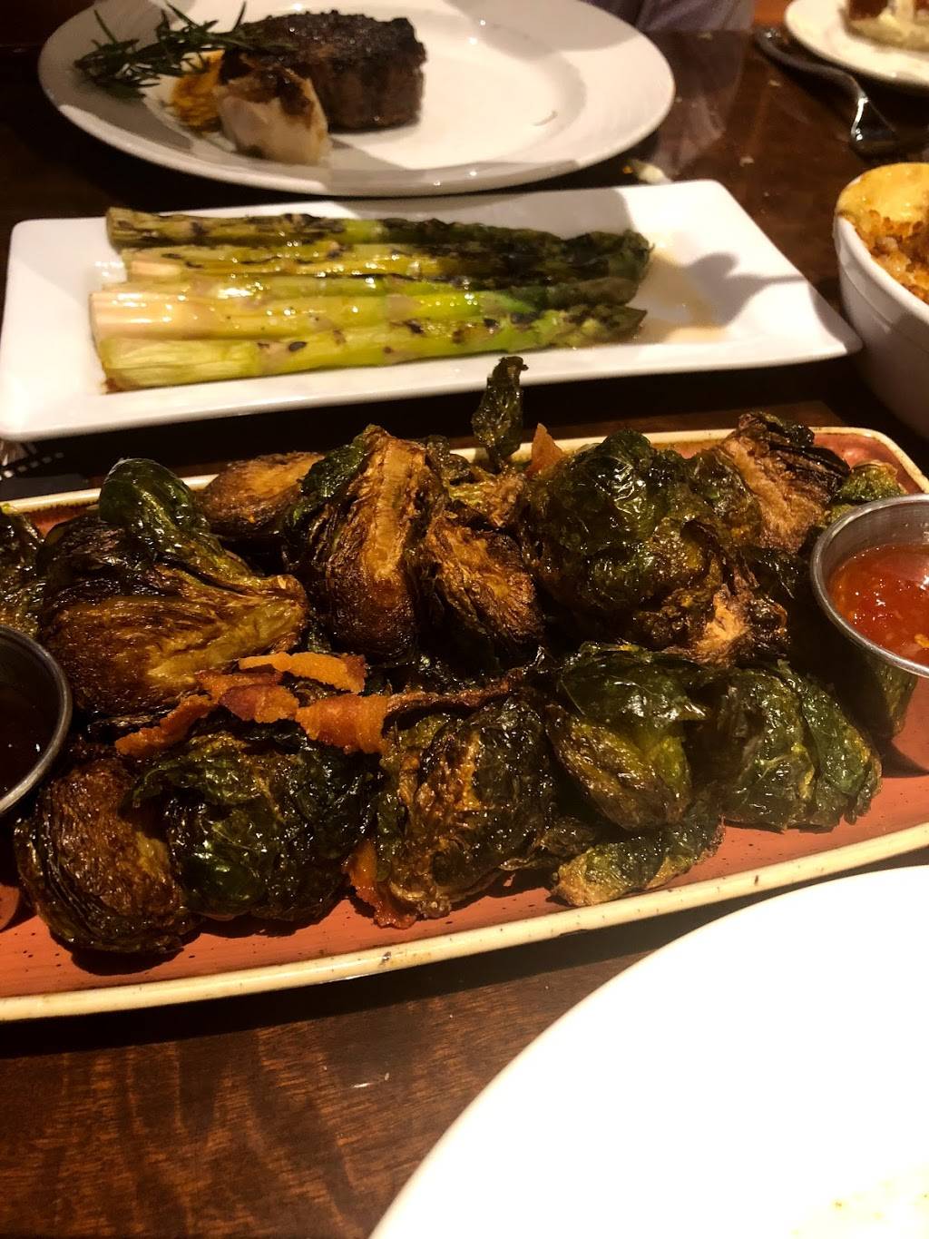 H-Bar | restaurant | 777 Hollywood Blvd, Lawrenceburg, IN 47025, USA | 8882746797 OR +1 888-274-6797