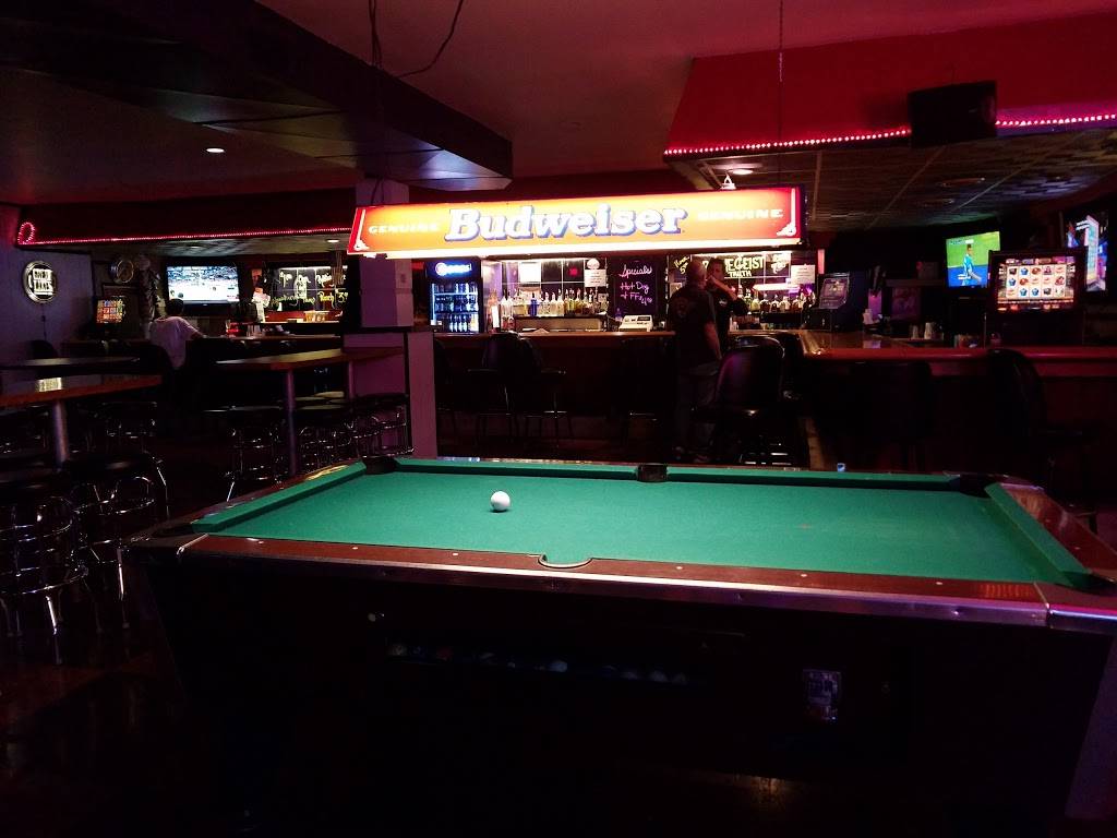 Pump Bar & Grill | restaurant | 4024 Hayes Ave, Sandusky, OH 44870, USA | 4196211041 OR +1 419-621-1041