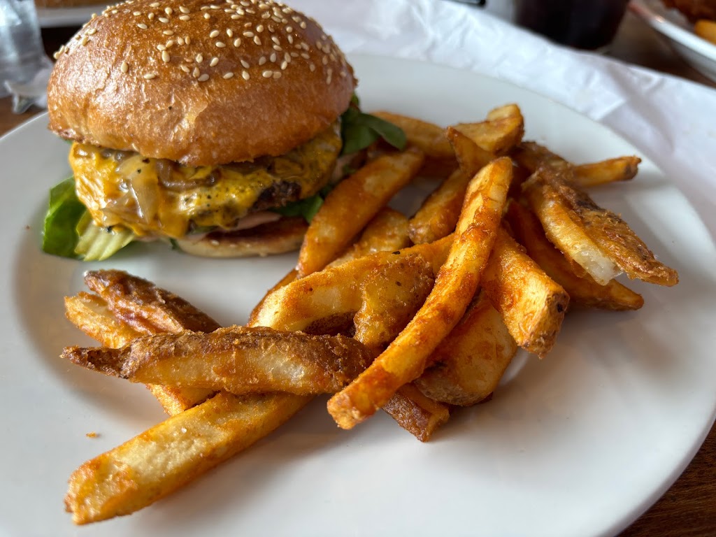 Grants Neighborhood Grill | restaurant | 1835 W Cherry Ln, Meridian, ID 83646, USA | 2088844278 OR +1 208-884-4278