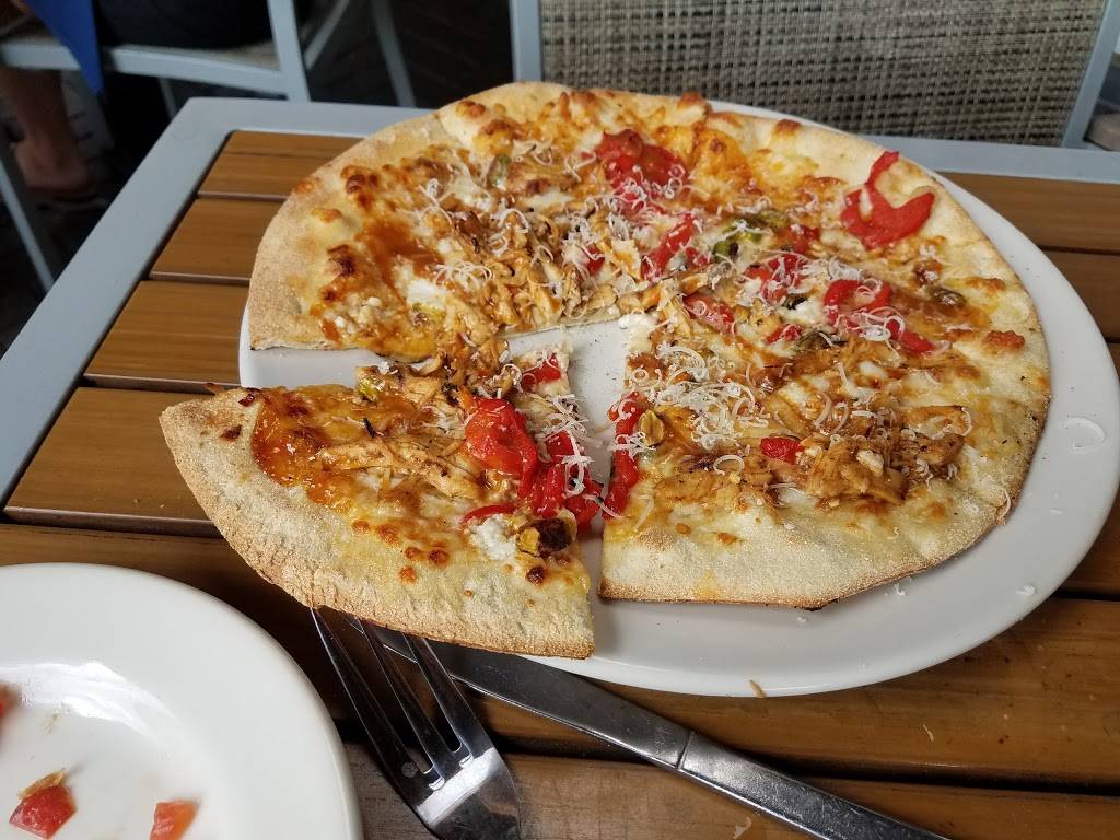 Brixx Wood Fired Pizza | restaurant | 1801 Scott Ave, Charlotte, NC 28203, USA | 7043761000 OR +1 704-376-1000