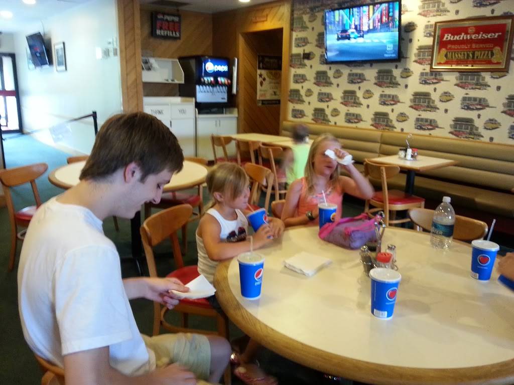 Masseys Pizza Gahanna | meal delivery | 261 Lincoln Cir, Columbus, OH 43230, USA | 6144164444 OR +1 614-416-4444