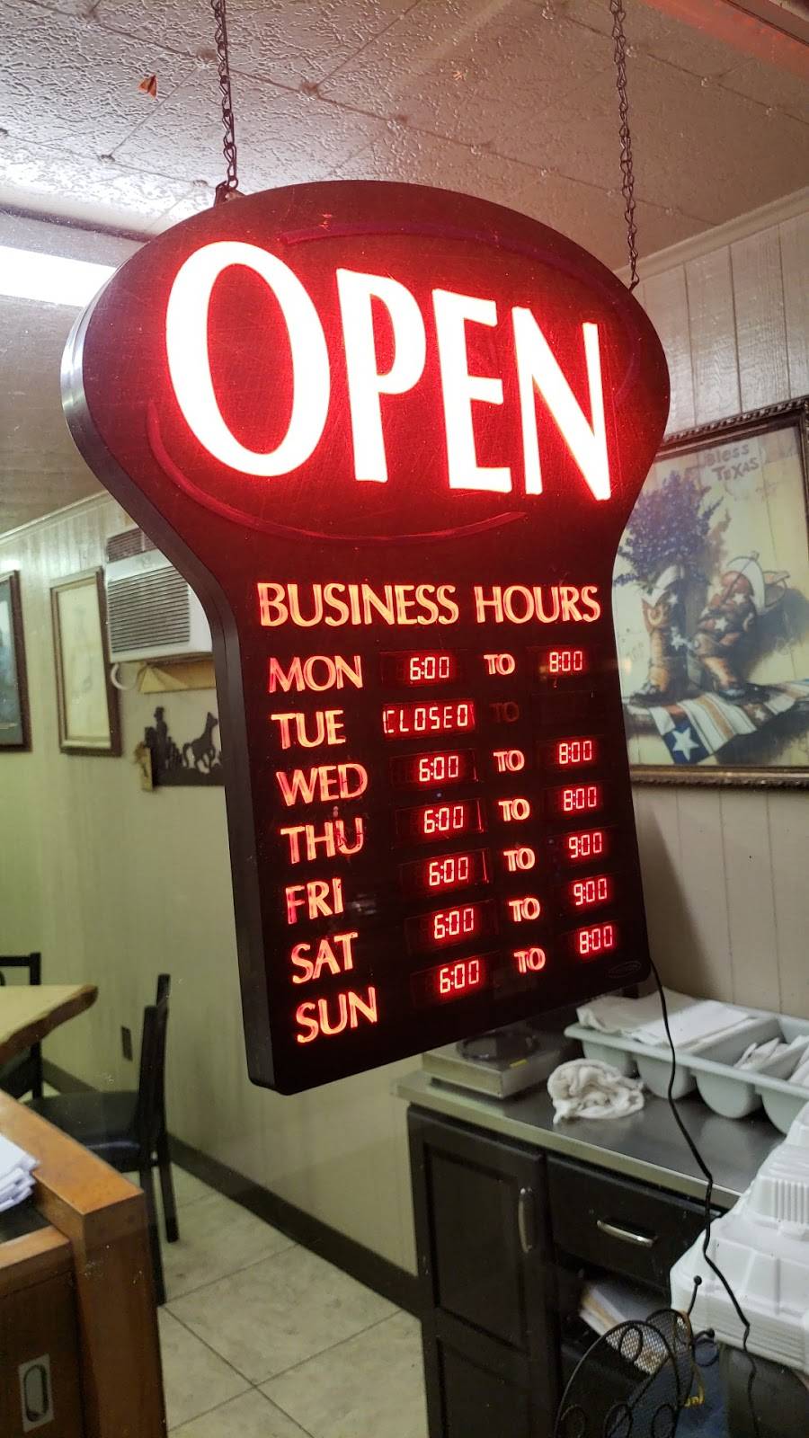 The Cafe | restaurant | 8881, FM729, Avinger, TX 75630, USA | 9037554500 OR +1 903-755-4500