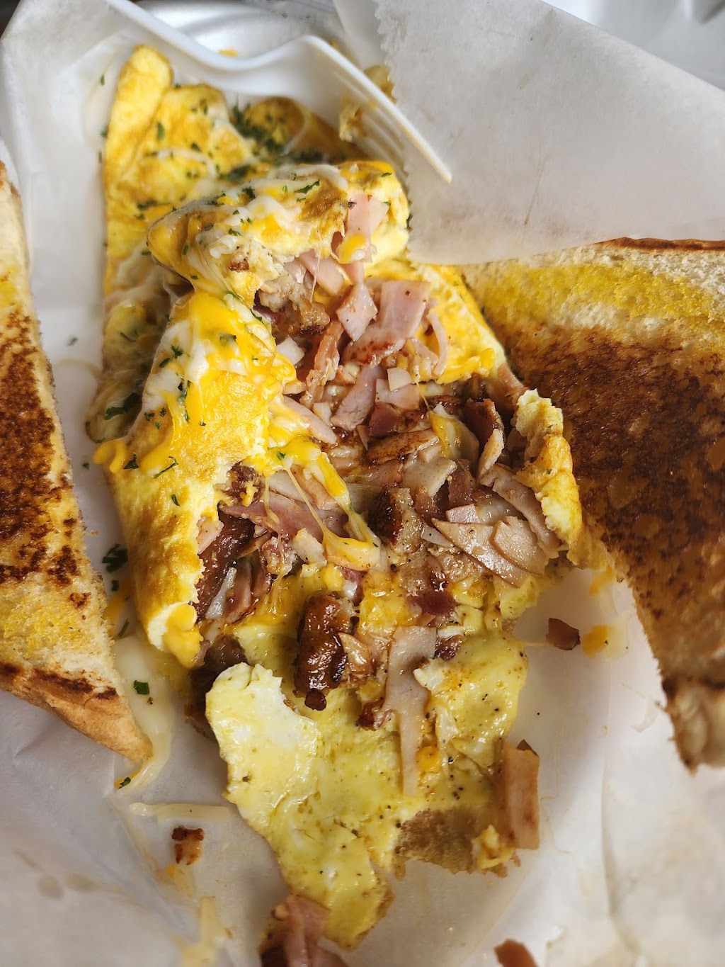 Lolette’s Cafe | restaurant | 2051 US-90, Berwick, LA 70342, USA | 9855198434 OR +1 985-519-8434