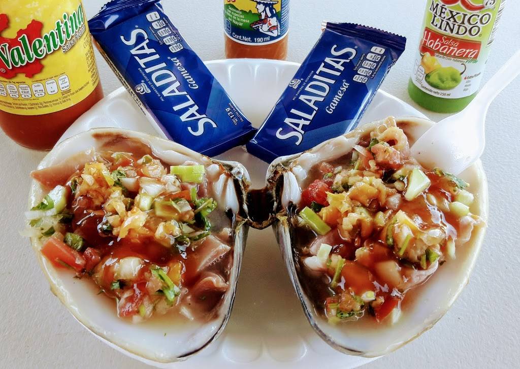 Mariscos El Chacal | restaurant | México 1, heriberto Jara, 22790 Maneadero, B.C., Mexico | 016461189171 OR +52 646 118 9171